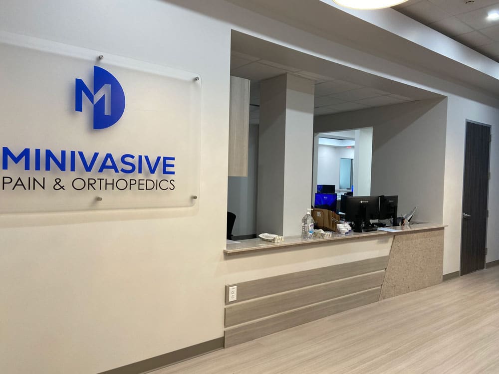 Spring Minivasive Location